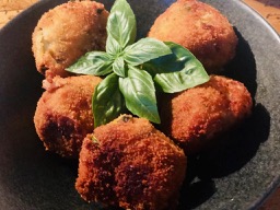 Arancini – vegane sizilianische Reisbällchen