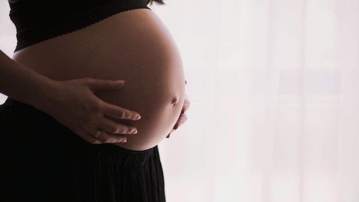 Fit nach der Geburt: Effektive Übungen für frischgebackene Mamas